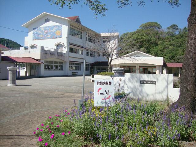 延岡市立土々呂小学校