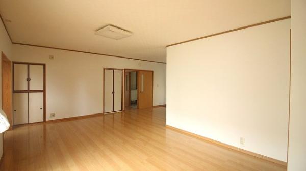 中古戸建 日向市大字財光寺283番79 JR日豊本線財光寺駅 990万円