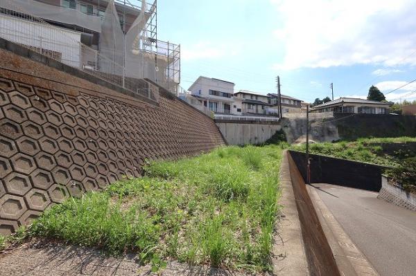 土地 延岡市富美山町83-919、1175、1177 JR日豊本線延岡駅 250万円