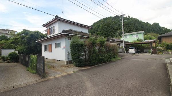 中古戸建 日向市大字富高6333番14 JR日豊本線日向市駅 1,130万円