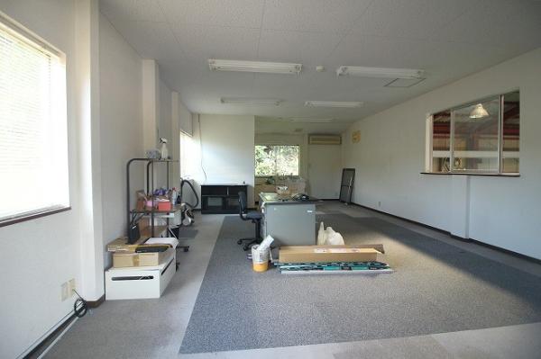 倉庫 日向市大字富高字西谷7157番33，37 JR日豊本線日向市駅 2,550万円