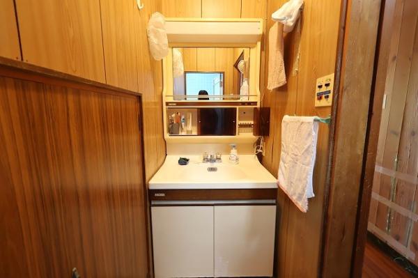 中古戸建 延岡市平原町３丁目2610-26 JR日豊本線南延岡駅 980万円