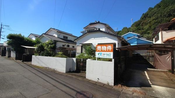 中古戸建 日向市迎洋園２丁目145番、145番1 JR日豊本線日向市駅 1,190万円