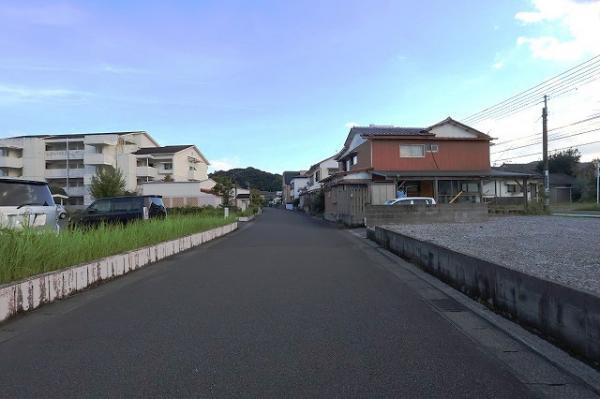 土地 延岡市下伊形町6075番地1 JR日豊本線旭ヶ丘駅 572万円