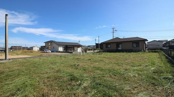 土地 日向市大字財光寺字菰無田3248番1内1 JR日豊本線財光寺駅 1,700万円