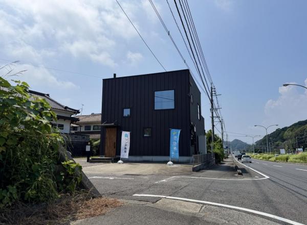 中古戸建 日向市梶木町2丁目44番地 JR日豊本線門川駅 2,400万円