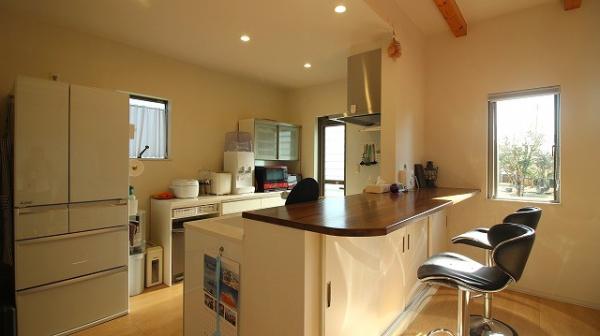 中古戸建 日向市大字富高字汐谷崎25番28、30 JR日豊本線日向市駅 3,200万円