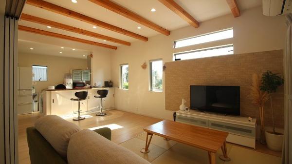 中古戸建 日向市大字富高字汐谷崎25番28、30 JR日豊本線日向市駅 3,200万円