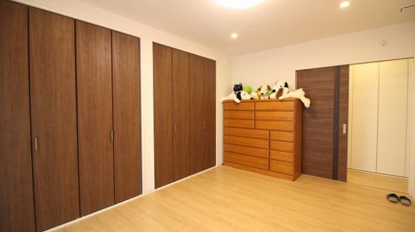 中古戸建 日向市大字富高字汐谷崎25番28、30 JR日豊本線日向市駅 3,200万円