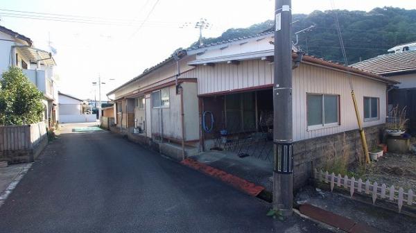 土地 日向市大字日知屋字前田8097番15，42 JR日豊本線日向市駅 700万円