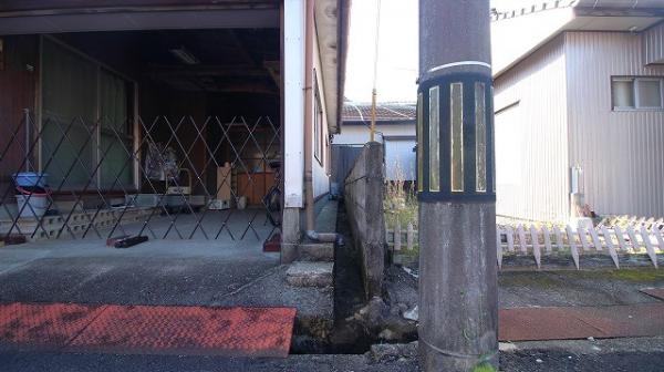 土地 日向市大字日知屋字前田8097番15，42 JR日豊本線日向市駅 700万円