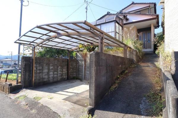 中古戸建 延岡市若葉町１丁目 JR日豊本線南延岡駅 300万円