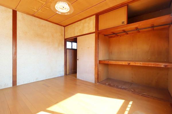 中古戸建 延岡市若葉町１丁目 JR日豊本線南延岡駅 300万円