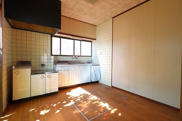 中古戸建 延岡市若葉町１丁目 JR日豊本線南延岡駅 300万円