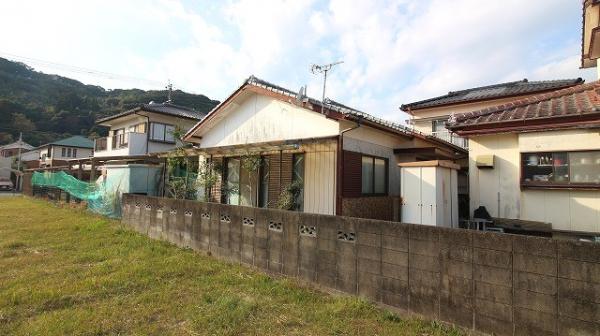 中古戸建 日向市浜町３丁目84番1，4 JR日豊本線財光寺駅 330万円