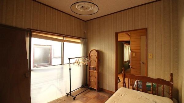 中古戸建 日向市浜町３丁目84番1，4 JR日豊本線財光寺駅 330万円