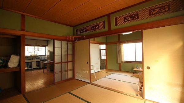 中古戸建 日向市浜町３丁目84番1，4 JR日豊本線財光寺駅 330万円