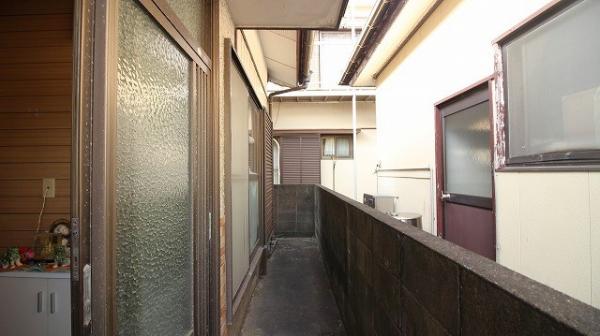 中古戸建 日向市浜町３丁目84番1，4 JR日豊本線財光寺駅 330万円