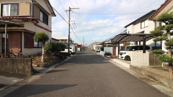 中古戸建 日向市浜町３丁目84番1，4 JR日豊本線財光寺駅 330万円