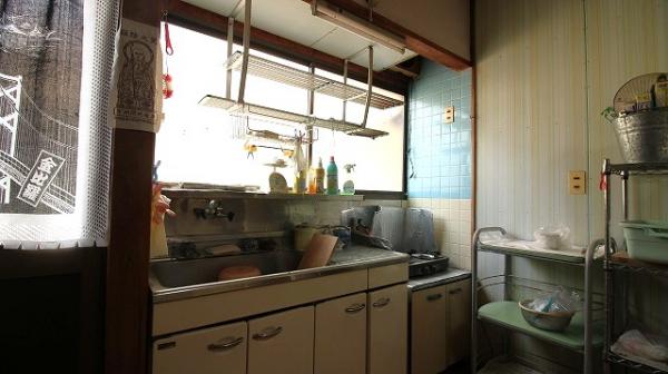 中古戸建 日向市浜町３丁目84番1，4 JR日豊本線財光寺駅 330万円