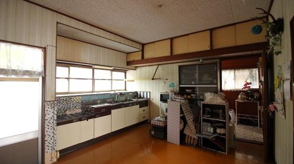 中古戸建 日向市大字幸脇字表潟1251番4 JR日豊本線美々津駅 250万円