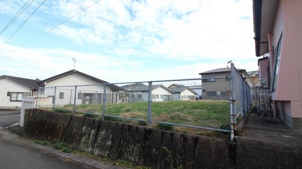 土地 日向市山手町2番、9番2 JR日豊本線日向市駅 1,220万円