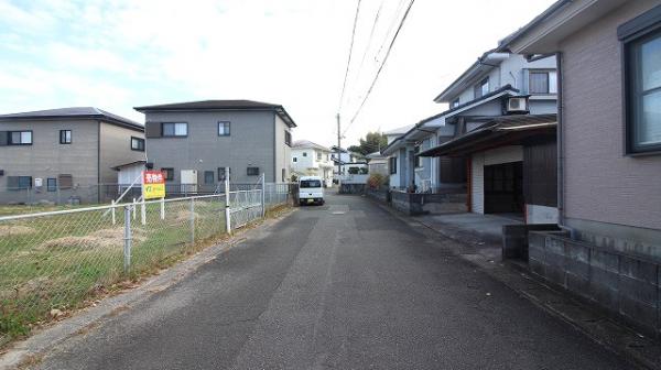 土地 日向市山手町2番、9番2 JR日豊本線日向市駅 1,220万円