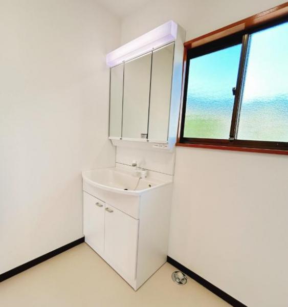 中古戸建 日向市大字富高6408-96 JR日豊本線日向市駅 2,219万円