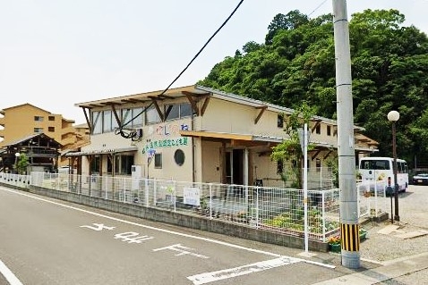 幼保連携型認定こども園にじのね