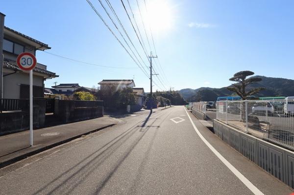 中古戸建 延岡市伊形町2276-4、5710-3 JR日豊本線旭ヶ丘駅 1,800万円