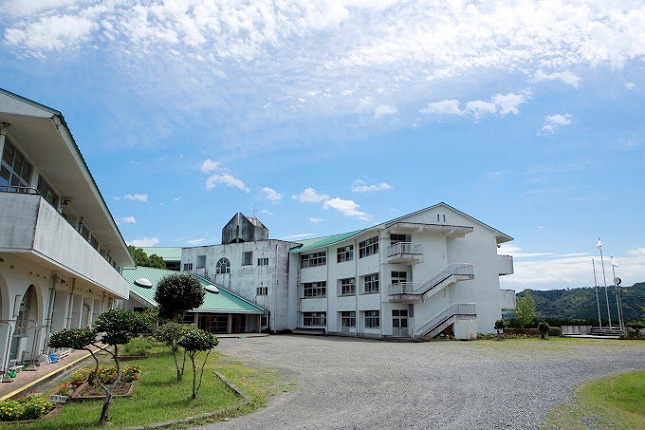 延岡市立伊形小学校