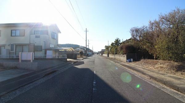 土地 日向市曽根町３丁目105番 JR日豊本線日向市駅 686万円