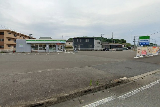 ファミリーマート 延岡桜ヶ丘店