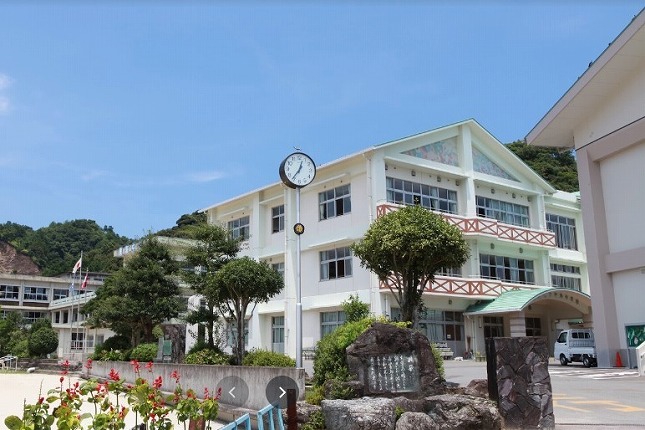 延岡市立東海中学校