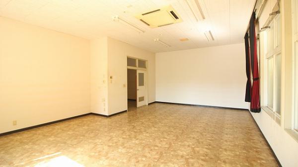 店舗・事務所 日向市美々津町字天神原4201番 JR日豊本線美々津駅 25万円