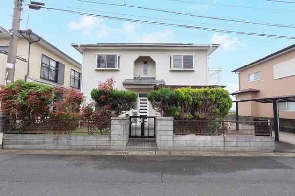 中古戸建 延岡市鶴ケ丘２丁目1988-78、81 JR日豊本線南延岡駅 1,550万円