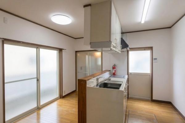 中古戸建 延岡市鶴ケ丘２丁目1988-78、81 JR日豊本線南延岡駅 1,490万円