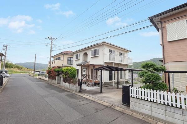中古戸建 延岡市鶴ケ丘２丁目1988-78、81 JR日豊本線南延岡駅 1,550万円