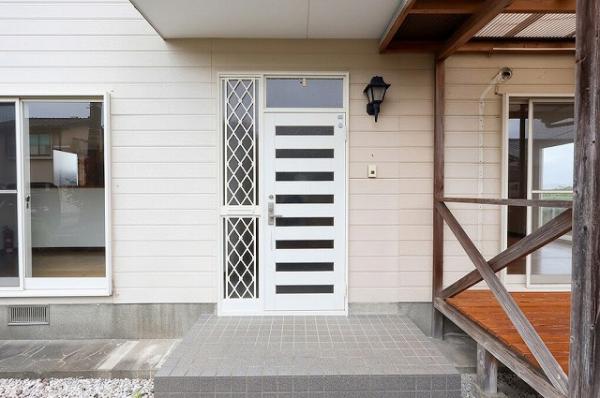 中古戸建 延岡市鶴ケ丘２丁目1988-78、81 JR日豊本線南延岡駅 1,550万円