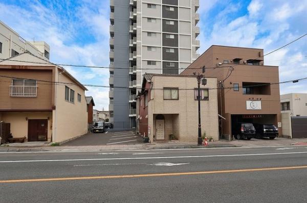 土地 延岡市船倉町２丁目3-17、22 JR日豊本線延岡駅 950万円