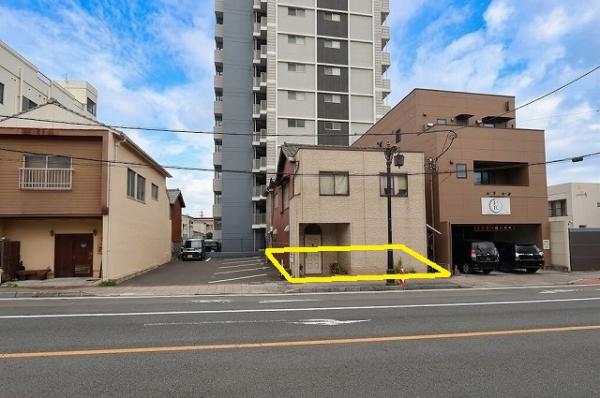 土地 延岡市船倉町２丁目3-17、22 JR日豊本線延岡駅 950万円