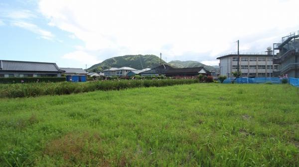 土地 日向市大字財光寺字六反田2761番34外2筆 JR日豊本線財光寺駅 4,800万円