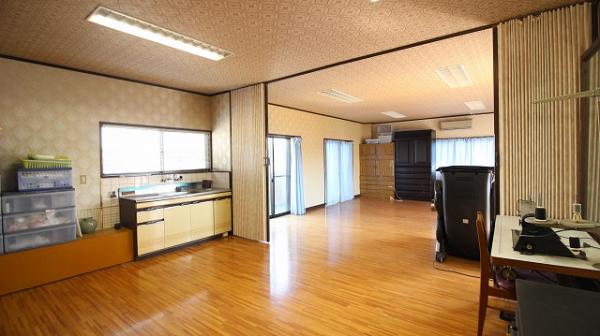 中古戸建 日向市浜町２丁目32番地 JR日豊本線日向市駅 1,300万円