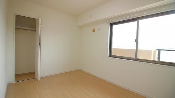 中古マンション 日向市亀崎３丁目137番 JR日豊本線日向市駅 2,380万円