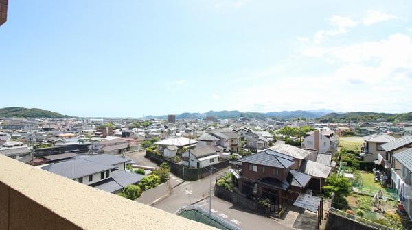 中古マンション 日向市亀崎３丁目137番 JR日豊本線日向市駅 2,380万円
