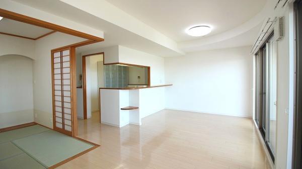 中古マンション 日向市亀崎３丁目137番 JR日豊本線日向市駅 2,380万円