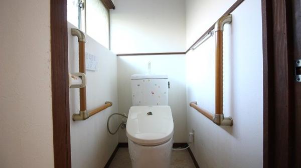 中古戸建 日向市中堀町１丁目89番、90番2 JR日豊本線日向市駅 990万円
