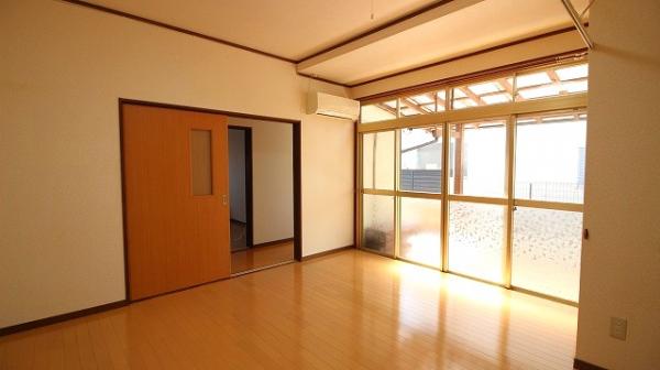 中古戸建 日向市中堀町１丁目89番、90番2 JR日豊本線日向市駅 990万円