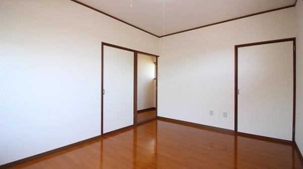 中古戸建 日向市中堀町１丁目89番、90番2 JR日豊本線日向市駅 990万円