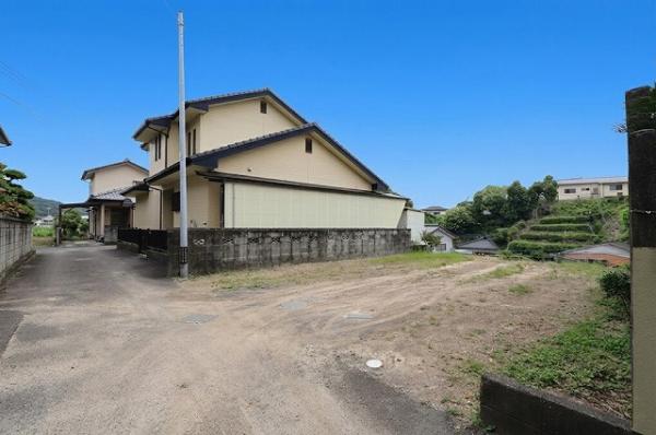 土地 延岡市平原町１丁目77-23 JR日豊本線南延岡駅 300万円